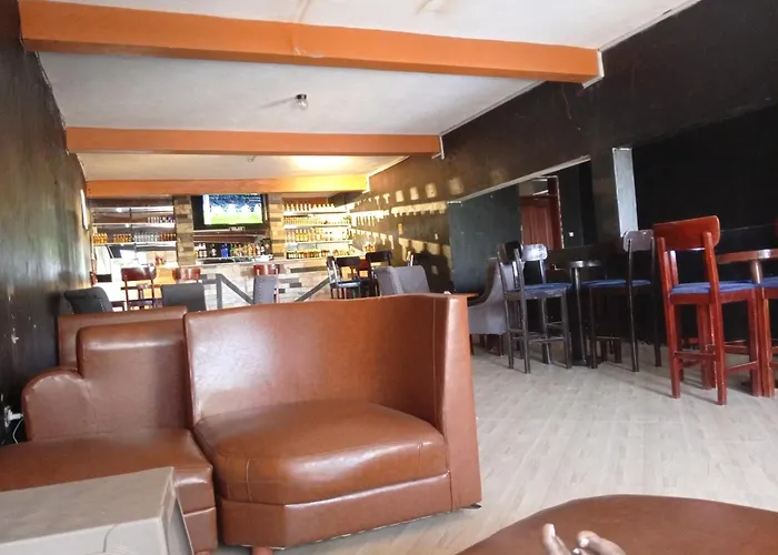 Noaz Hotel