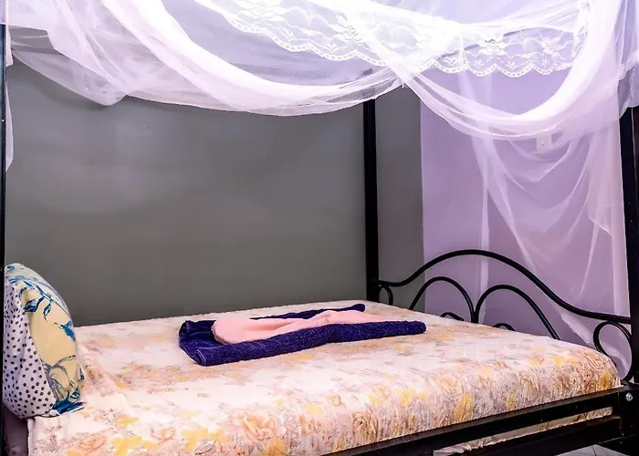 Habermotel Kasenyi - Entebbe
